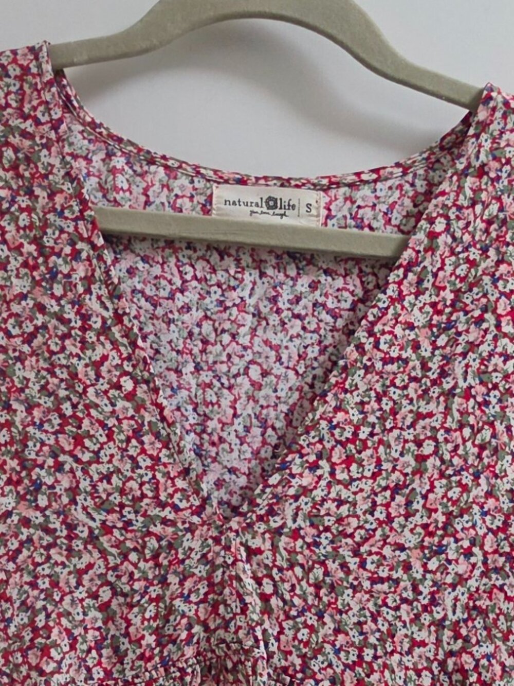 NATURAL LIFE Stella V-Neck Dress - Pink Ditsy Babydoll / Mini Dress - Picture 5 of 8